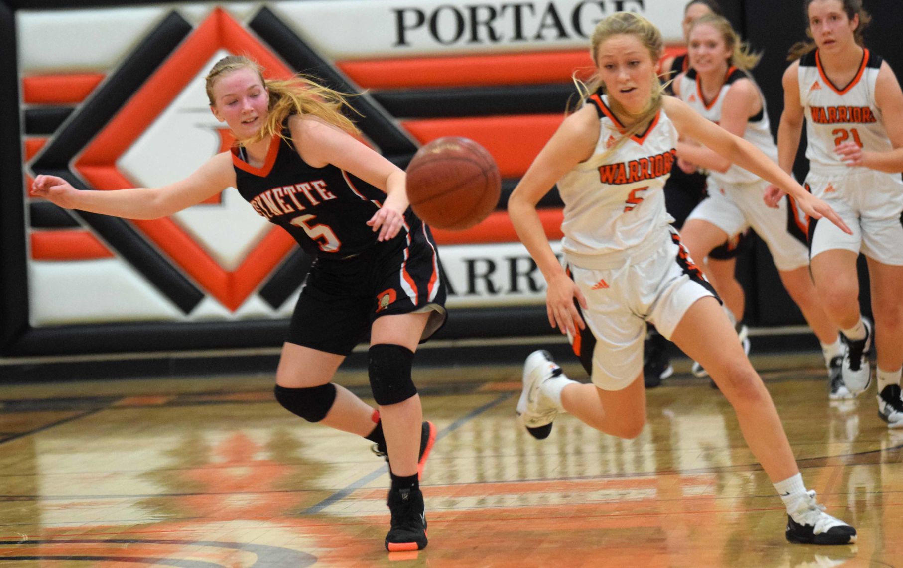 Genna Garrigan and Jalynn Morter
